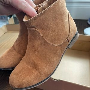 Cat and Jack size 12 worn